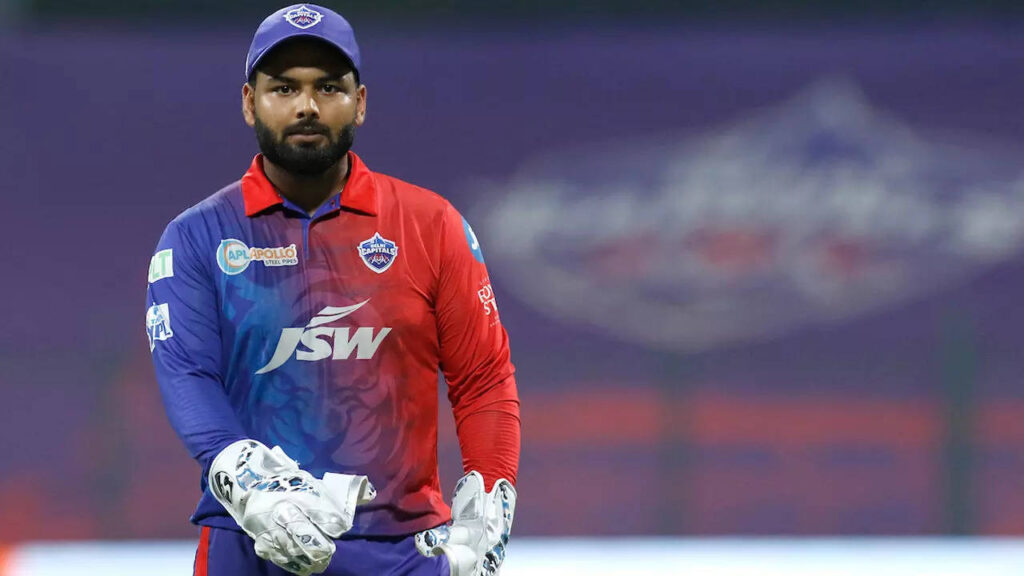 Watch: Delhi Capitals players wish Rishabh Pant a speedy recovery