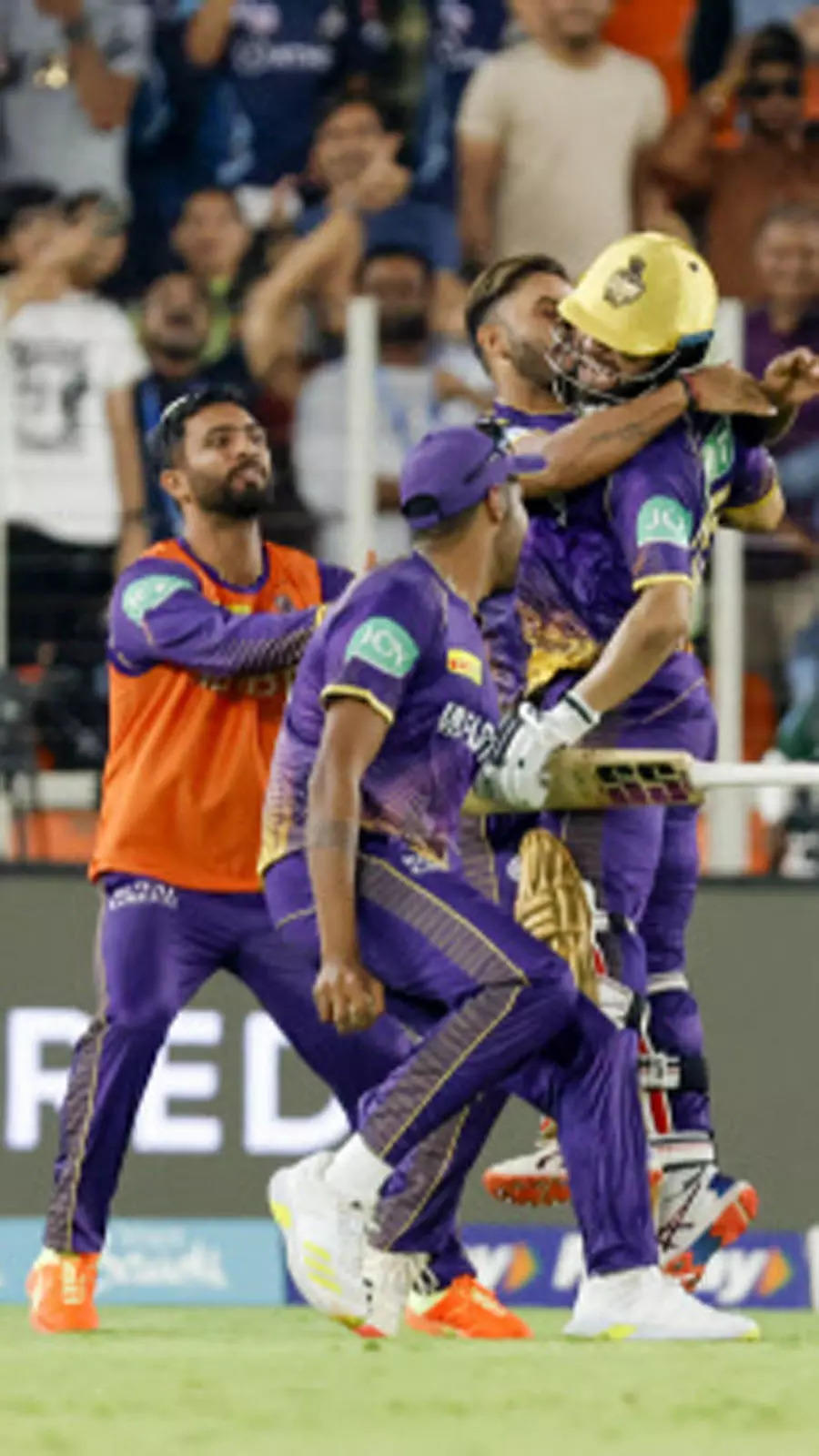 Pics: High-flying KKR face SRH at Eden Gardens