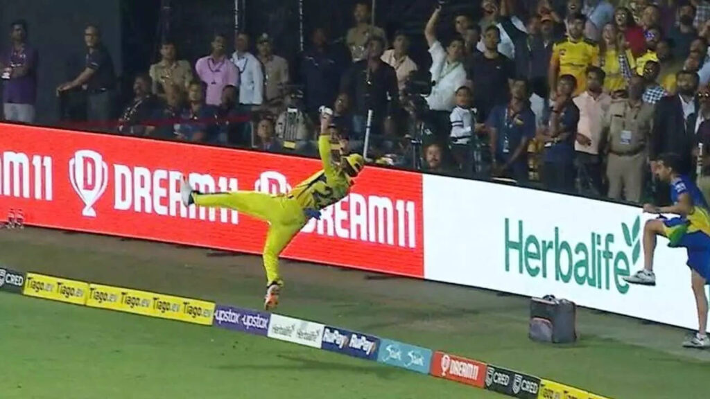 WATCH: Rahane's acrobatic six-saving effort on the boundary rope