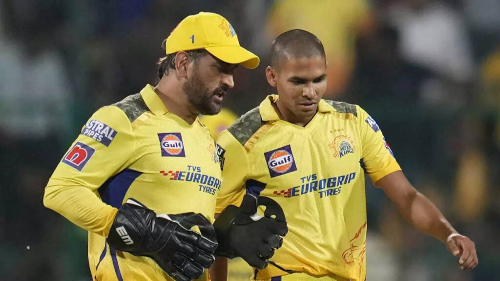 Dhoni will be banned if CSK bowlers don't buck up: Sehwag