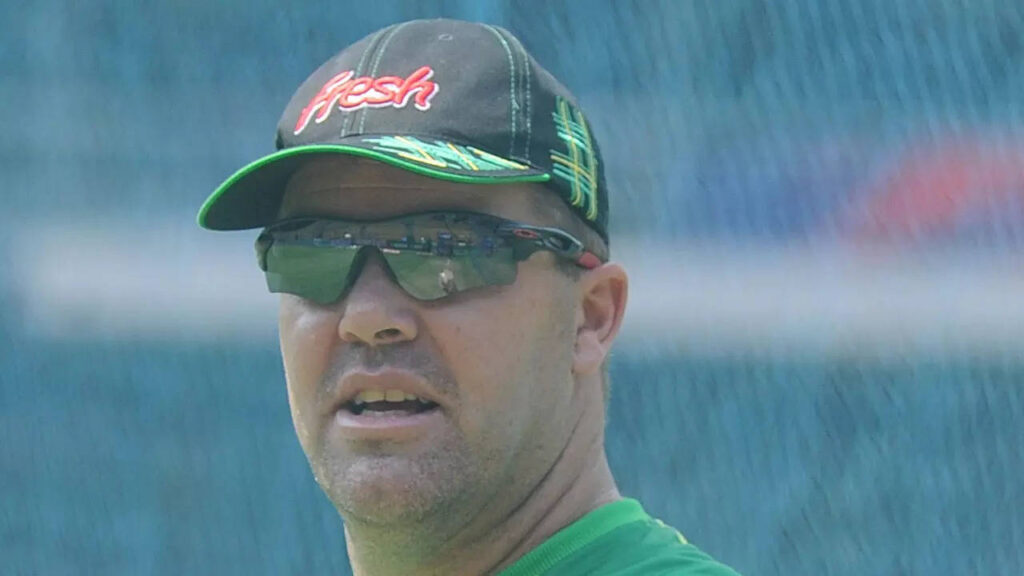 Zimbabwe great Heath Streak undergoes cancer treatment