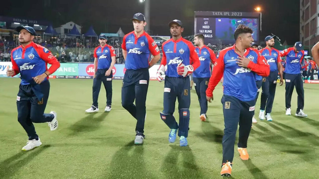 IPL Live Score: Gujarat Titans vs Delhi Capitals