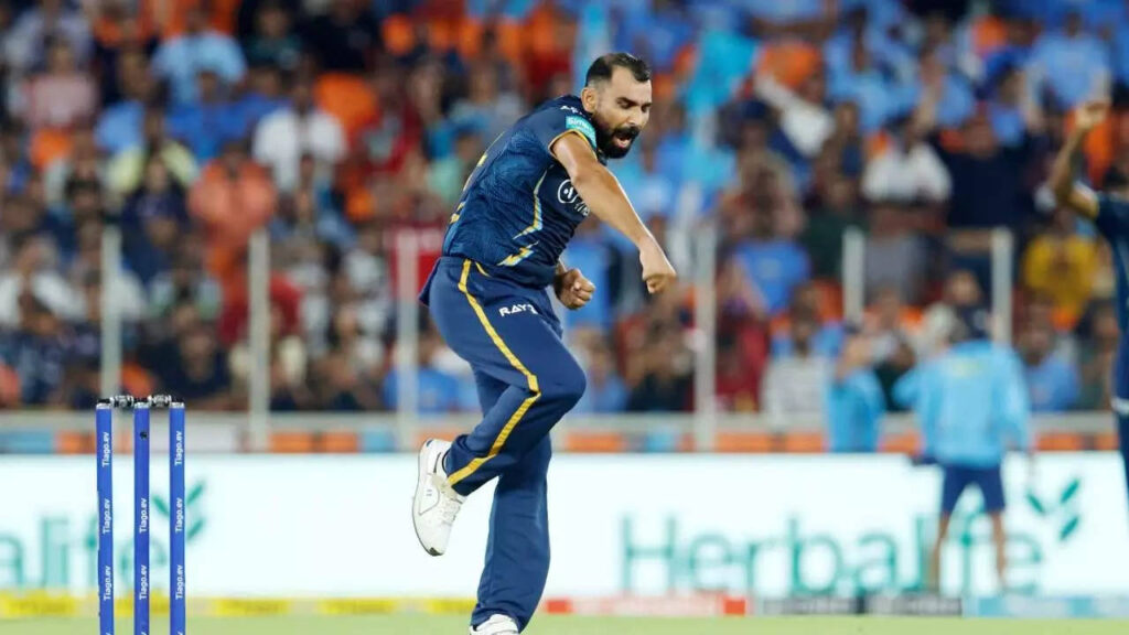 WATCH: Sensational Shami claims four-wicket haul against DC