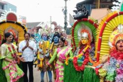 Unique Festival Stirs Interest as Village Goddess Visits Homes in Andhra Pradesh Town