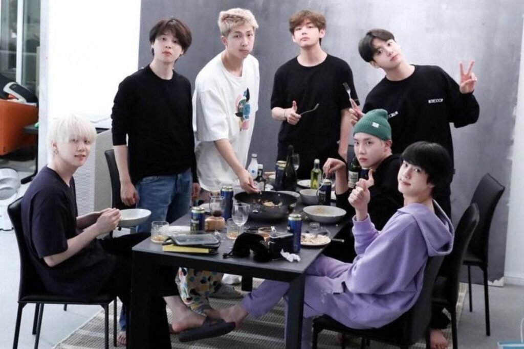 BTS Turns 10: Did You Know V Wanted Two Kids in 2023 And Jungkook Aspired To Be A Tattooist?