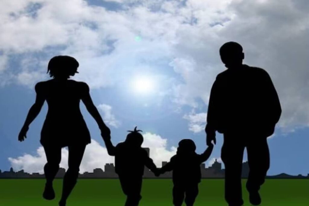 Building Wealth: 5 Essential Money Lessons To Teach Your Child