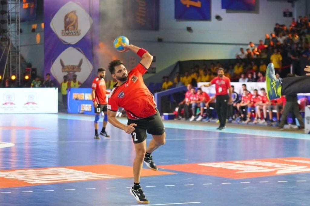 Premier Handball League: Delhi Panzers Edge Out Telugu Talons 29-27 in Thriller