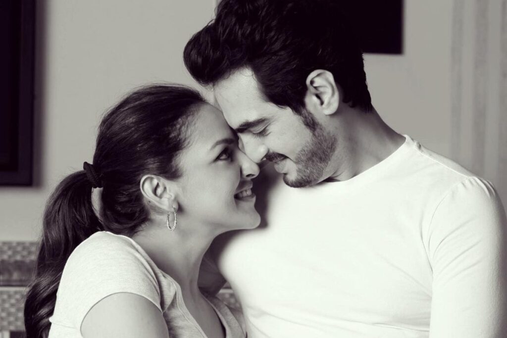 Esha Deol Marks Wedding Anniversary With Bharat Takhtani With An Adorable Pic; Writes ‘For Eternity’