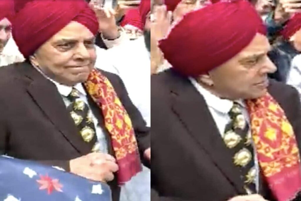 Dharmendra Steals The Show As He Grooves To Beats Of Dhol At Grandson Karan Deol's Wedding; Watch