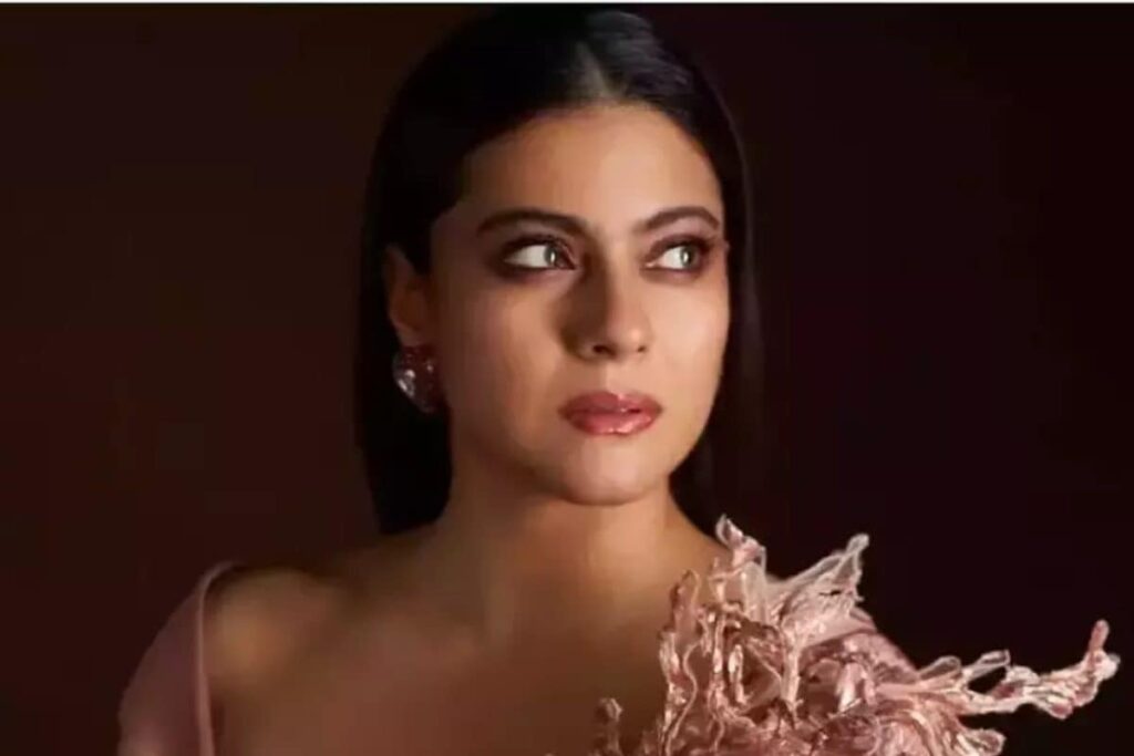 Kajol Ignores Paparazzi In First Appearance After Fake Instagram Exit, Watch Video