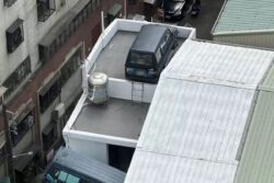 Man Parks His Vans On Roof To Avoid Fine; No, We Are Not Joking