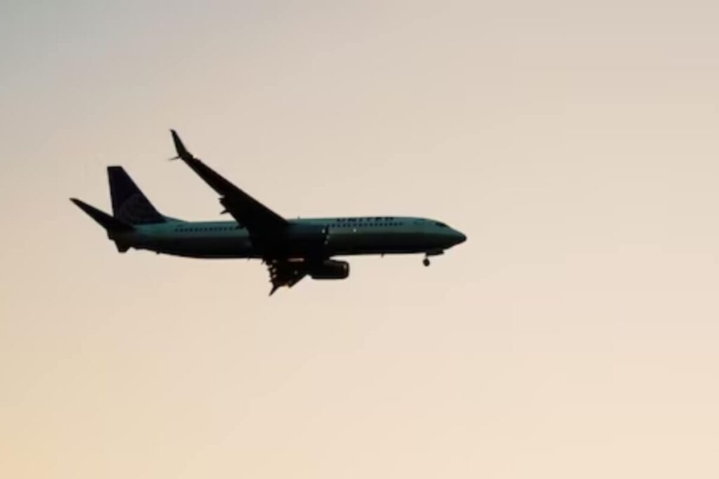 Here’s Why Planes Appear To Be Moving At Snail Pace In The Sky