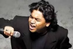 Not Arijit Singh Or Shreya Ghoshal, But This Music Composer Is India's Highest Paid Singer