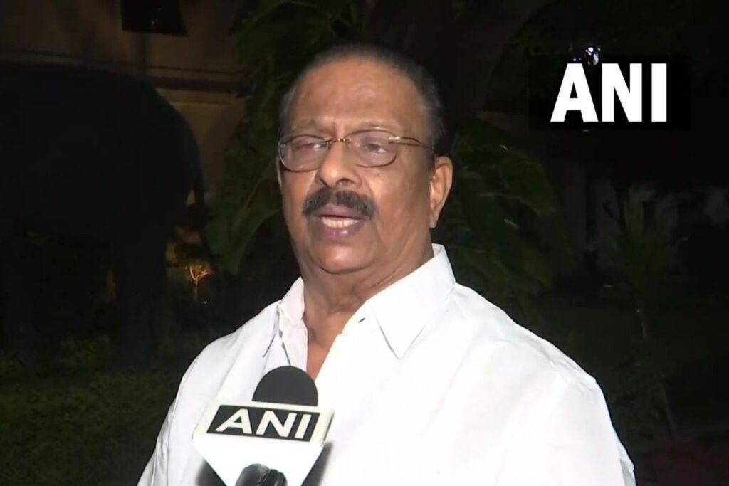 Cong Observes Black Day in Kerala, Holds Protest Against KPCC Chief Sudhakaran's Arrest