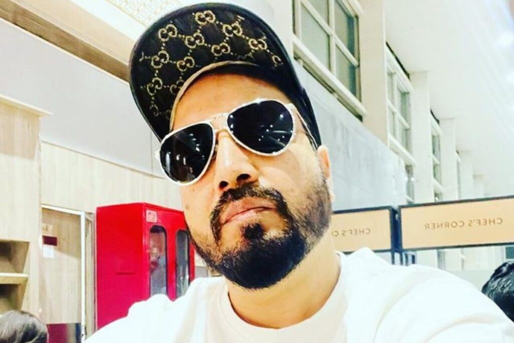 Happy Birthday Mika Singh: WATCH 5 Recent Hit Songs of the Singer