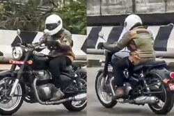 Royal Enfield Classic 650 Spotted Testing for First Time in India, Check What's New