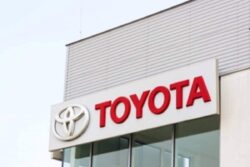 Toyota to Invest 328 Million USD for New Hybrid Model in Mexico Factory