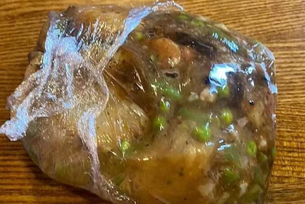 UK Family Shocked As Restaurant Wraps Sunday Roast Leftovers In Cling Film