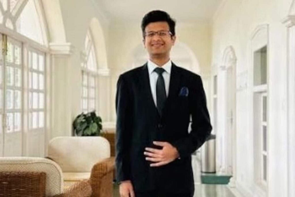 Meet Saksham Goel, 21-year-old Who Got AIR 27 On 1st First Attempt In UPSC