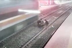 RPF Constable Averts Major Accident On Train Track, Jumps To Save Man's Life