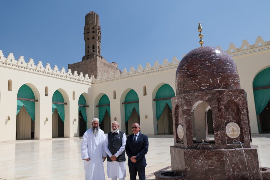 PM Modi Visits Egypt’s Al-Hakim Mosque, Shares Pics | Know All About Its Indian Connection