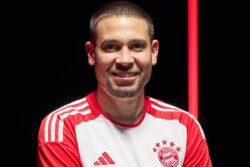 Bayern Munich Sign Raphael Guerreiro on a Free Transfer from Rivals Borussia Dortmund