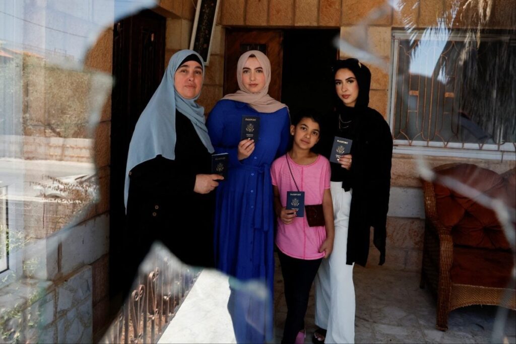 Israel to Build 5,700 Settler Homes in Palestine’s Restive West Bank Ignoring US' Warnings