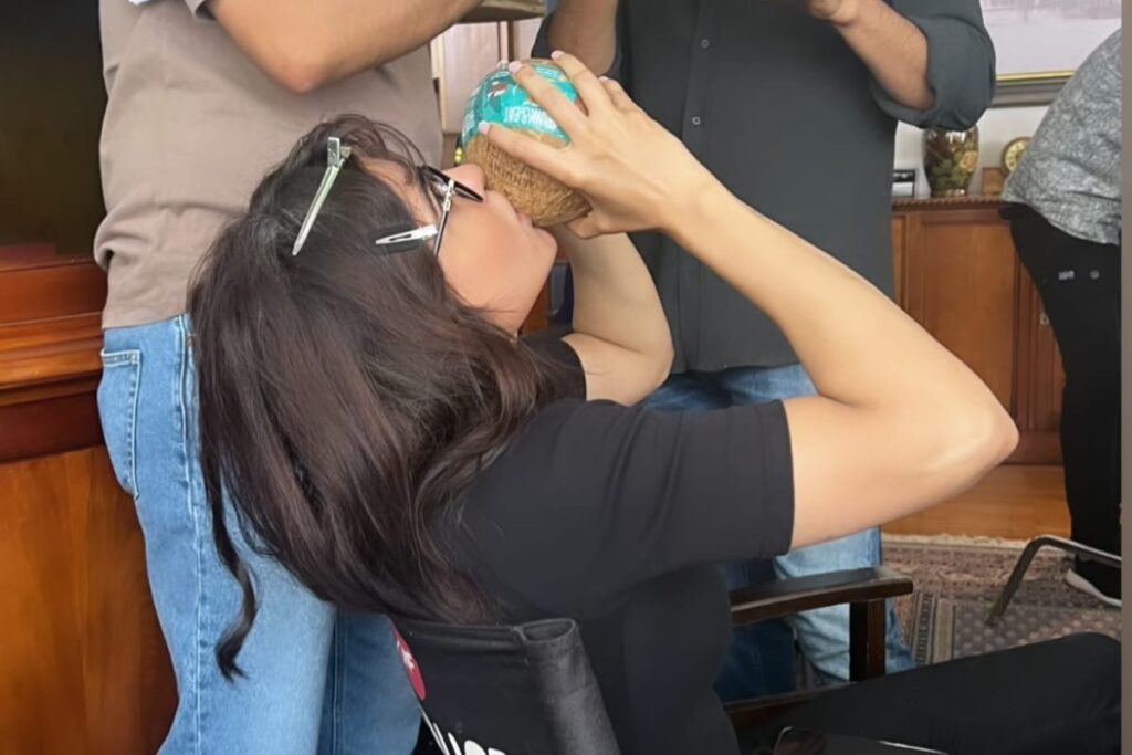 Samantha Ruth Prabhu Struggling To ‘Get That Last Drop Out Of The Coconut’ In Epic BTS From Citadel Set