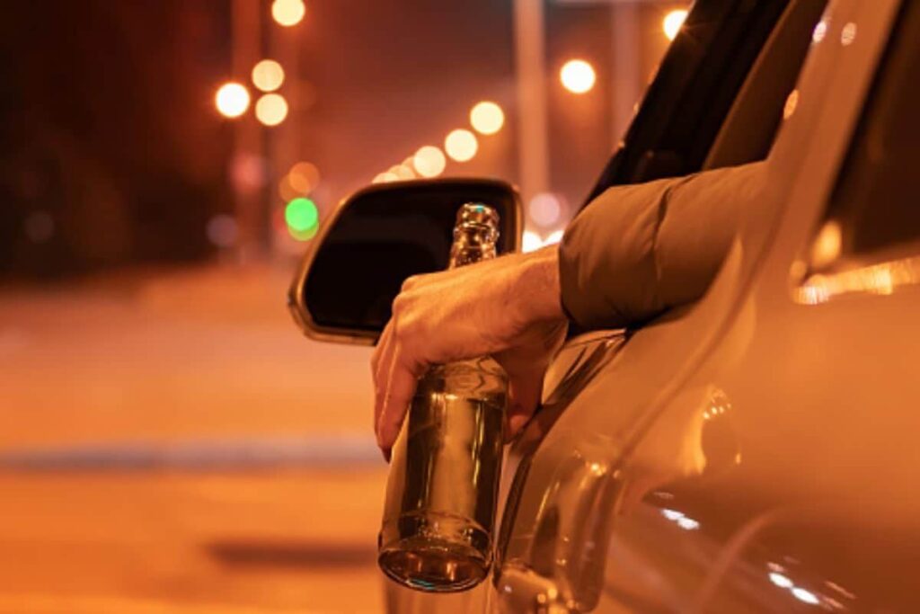 Gurugram Man Gets Drunk With Stranger, Gets 'Lift' to Metro Station, Realises it Was His Own Car