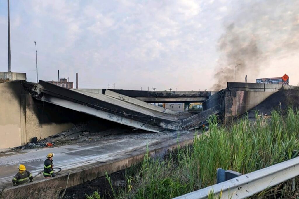 Philadelphia I-95: Section of Heavily Traveled US Highway Collapses in Vehicle Fire | WATCH