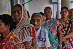 WB: BJP Rural Poll Candidates Meet Guv, Complaints About Violence; TMC Says ‘Drama’