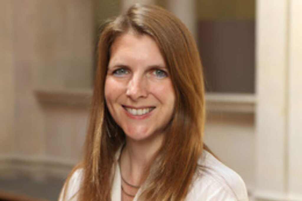 UK Names First Female Envoy to Pakistan