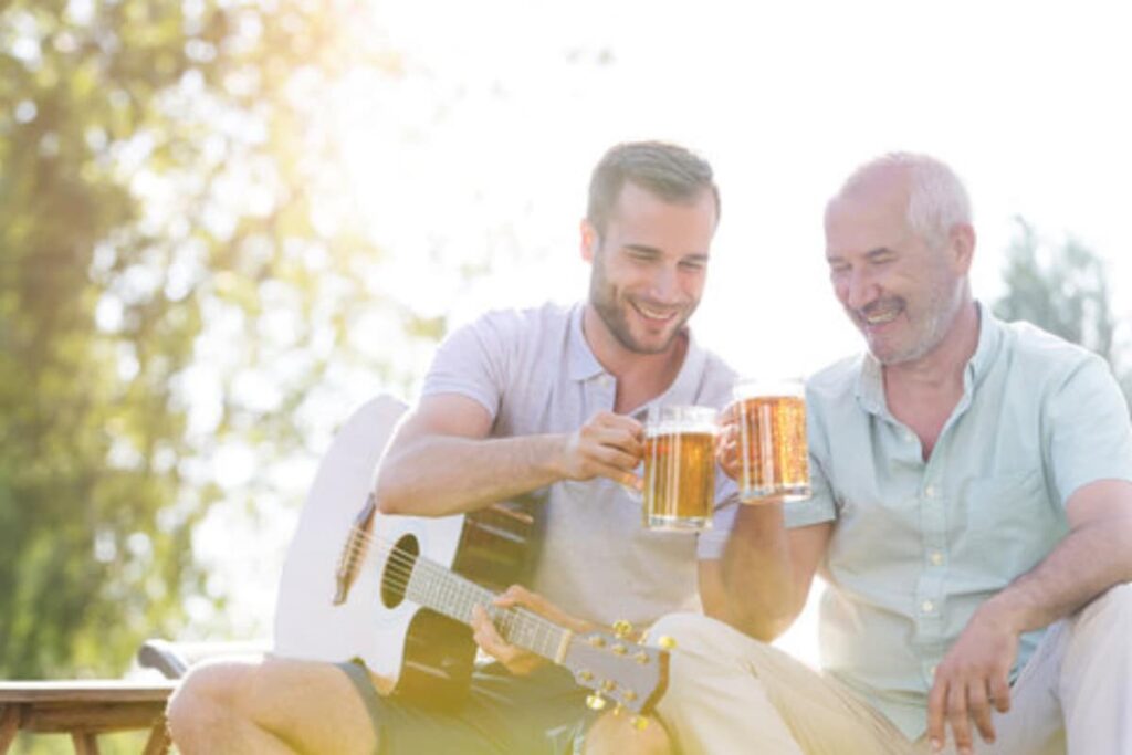 Happy Father's Day: Know The Benefits of Drinking Beer with Your Dad