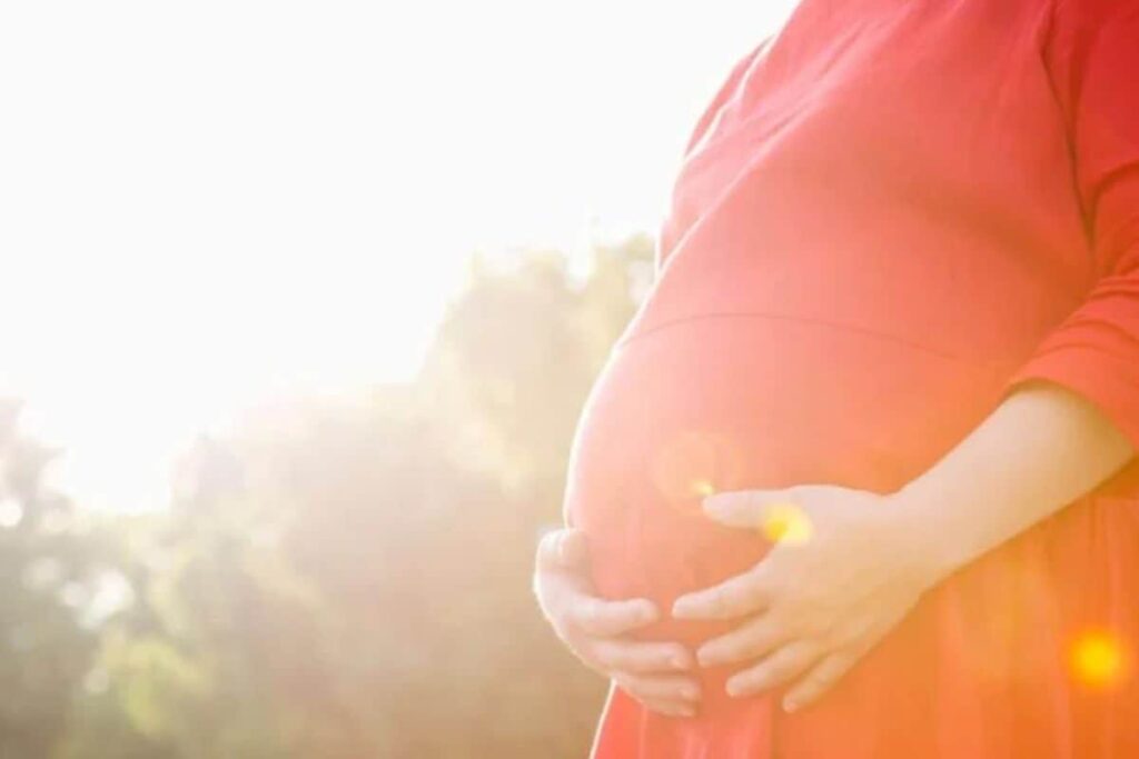 What Is The Best Position To Sleep For Pregnant Women?