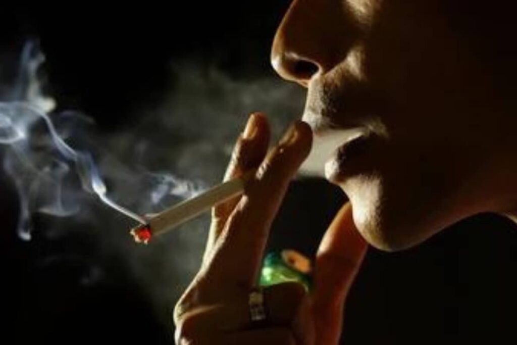 Smoking Causes Brain Shrinkage And Cognitive Decline, Expert Weighs In