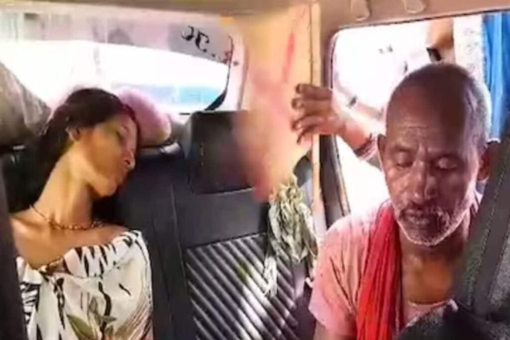 In Maharashtra, Bizarre Scene Unfolds as Tantrik Performs Healing Ritual Outside Hospital