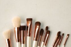 5 Easy Tips And Tricks To Clean Your Makeup Accessories