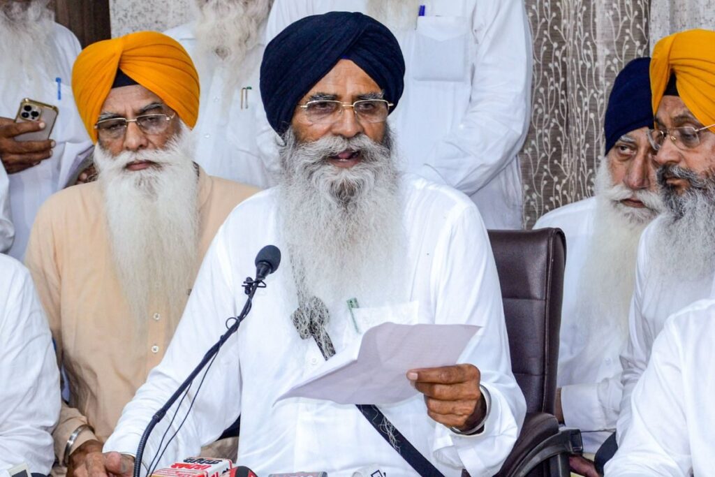 'Interference in Religious Affairs': SGPC to Meet Amit Shah Over Amendment to Sikh Gurdwaras Act