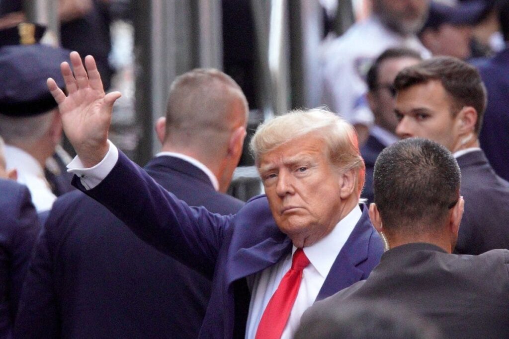 Donald Trump Only Living Ex-US Prez Not Direct Descendant of Slaveholders, Says Report