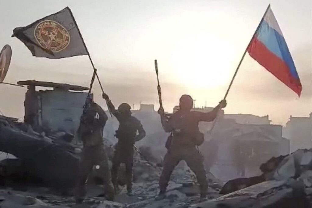 Ukraine Bides Its Time in Its Counteroffensive, Trying to Stretch Russian Forces Before Striking