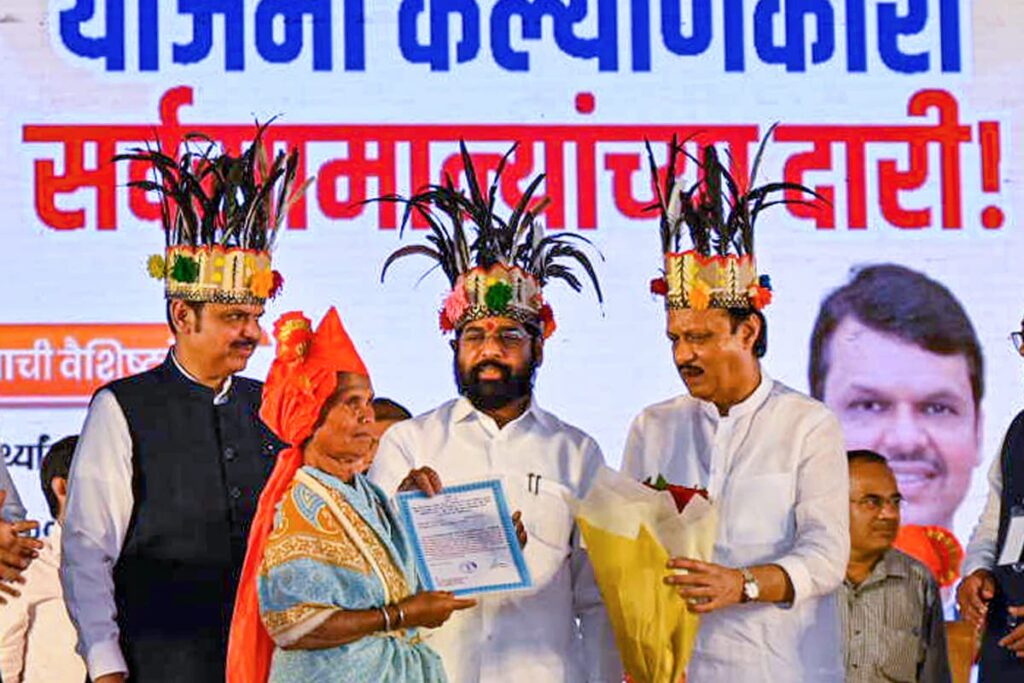 Maharashtra Cabinet Expansion in 2 Days, Ajit Pawar to Get Revenue | Details of Late-night Key Meet