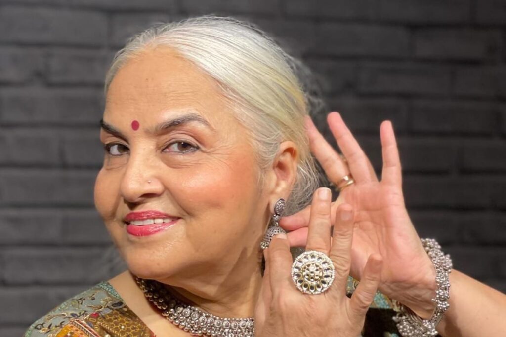 Viral: This Dadi's Energetic Dance On Jhumka Gira Re Is Spreading Happiness