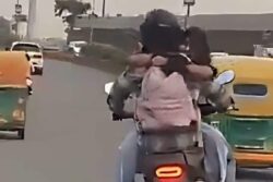 'Don't Copy Movies': Delhi Police Fines Man After Woman Sits on Bike Fuel Tank, Hugs Him While Driving
