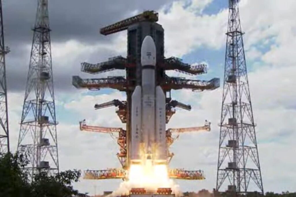 'New Chapter in India's Space Odyssey': Prez Murmu, PM Modi Among Others Celebrate Chandrayaan-3 Launch