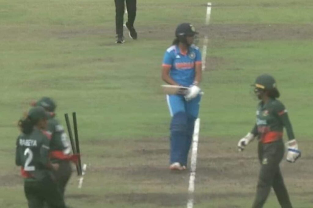WATCH: Harmanpreet Kaur Hits Stumps, Argues With Umpire After Controversial LBW Decision in 3rd ODI
