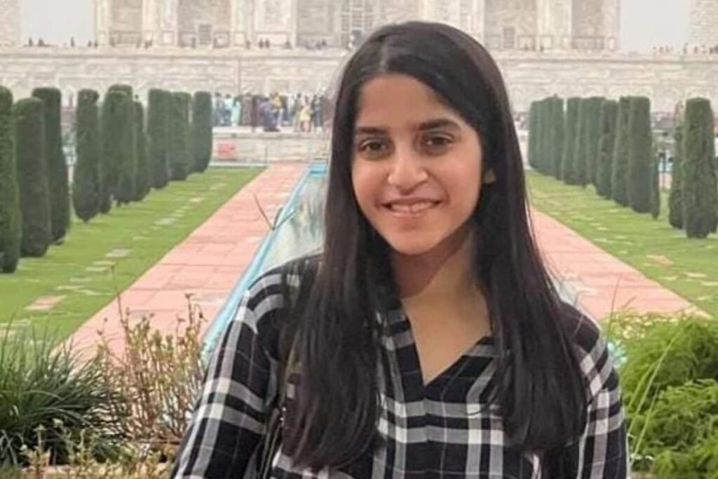 After Scoring 100 Percentile in CUET, Muskan Nayyar Aims to Continue Her Family Legacy by Joining DU's SRCC