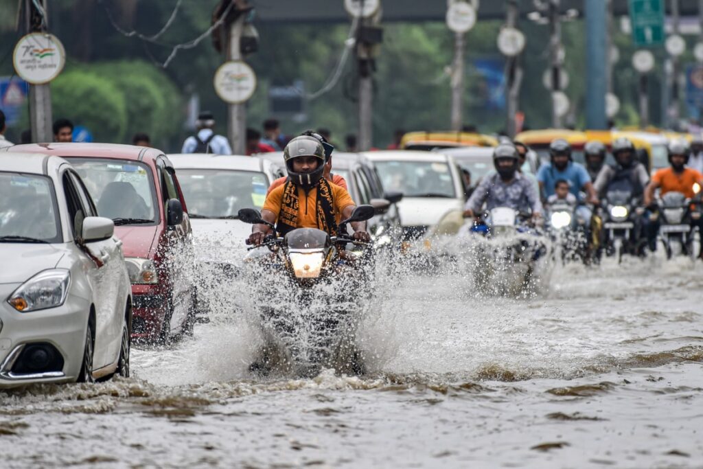 Delhi: More Rains Likely on Saturday As City Battles Deluge; 3 Boys Drown in Floodwater | 10 Points