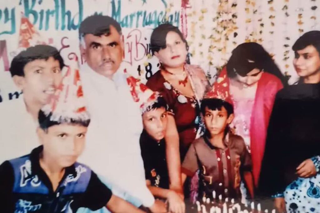 Family Of 9 Holds World Record For Sharing Same Birthday; But Wait, There's More