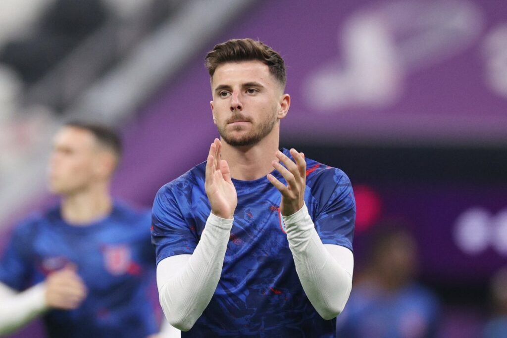 WATCH: Mason Mount Bids Farewell to Chelsea Ahead of Manchester United Transfer