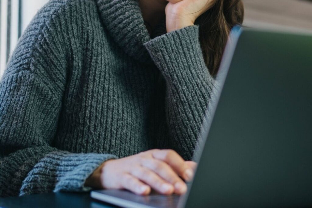 GenZ Intern's Demand Of 5-Hour Work With Rs 50,000 Stipend Doesn't Sit Well With Twitter